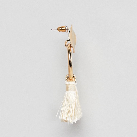 Small ring tassel earrings - Picture 3 of 4